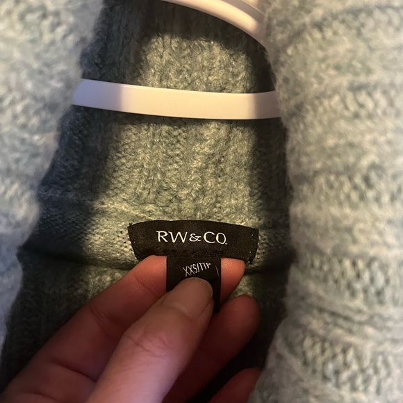 RW&Co Sweater - Picture 3 of 4